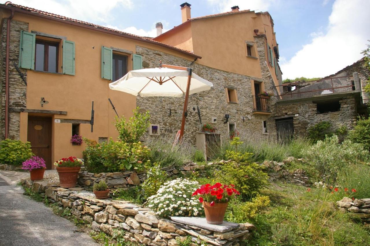 Casa Vittorina Cesio Exterior foto
