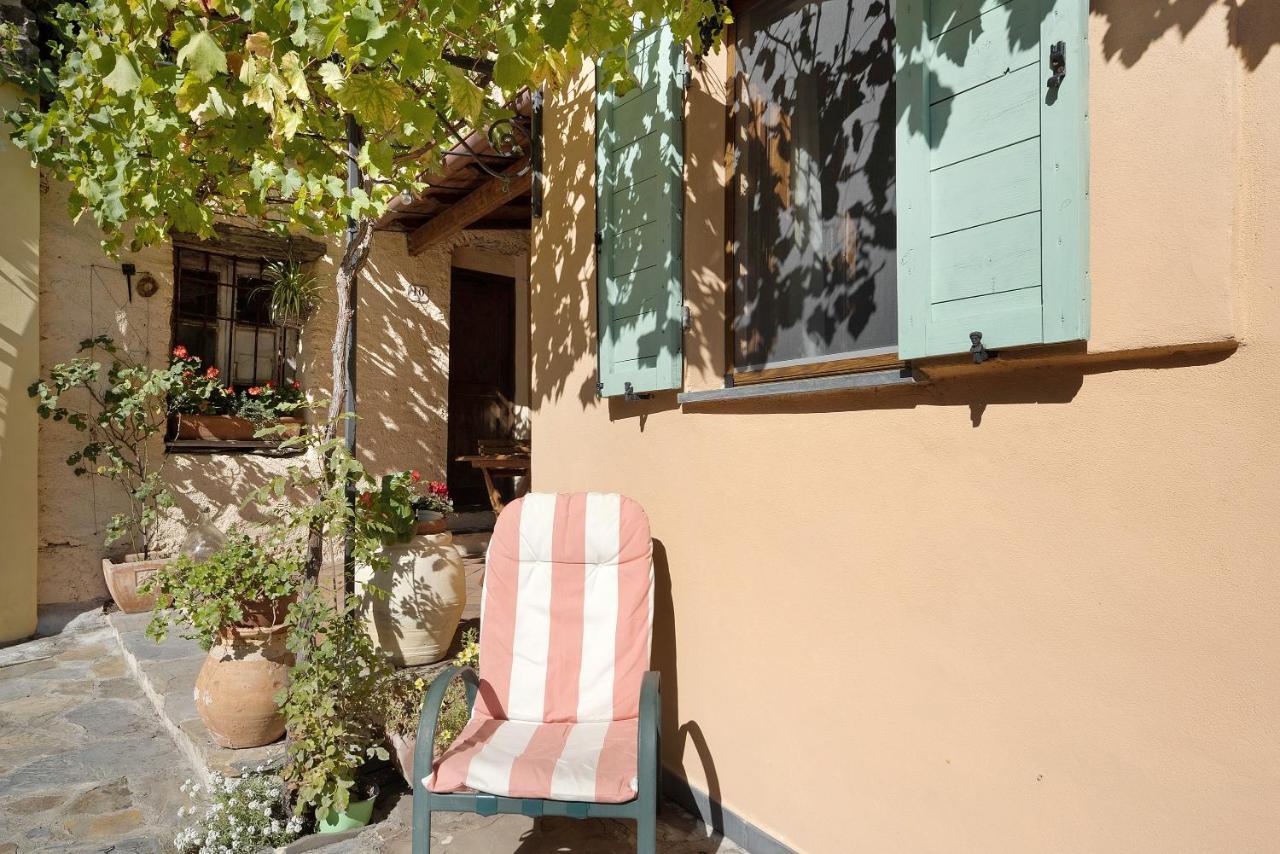 Casa Vittorina Cesio Exterior foto